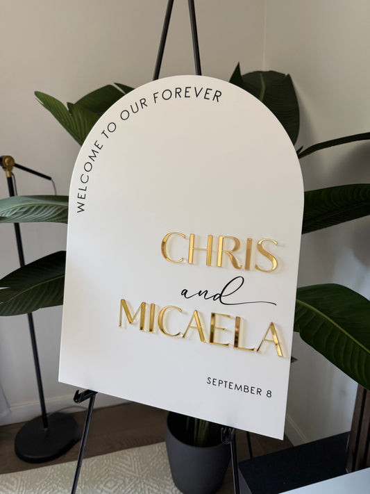 Acrylic Arch Welcome Wedding Sign