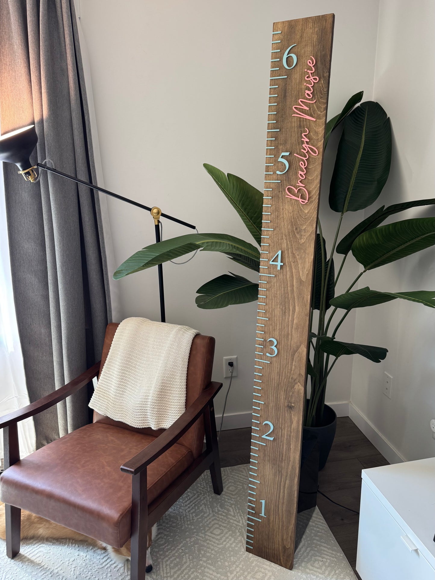 Wooden Growth Ruler - Minimal