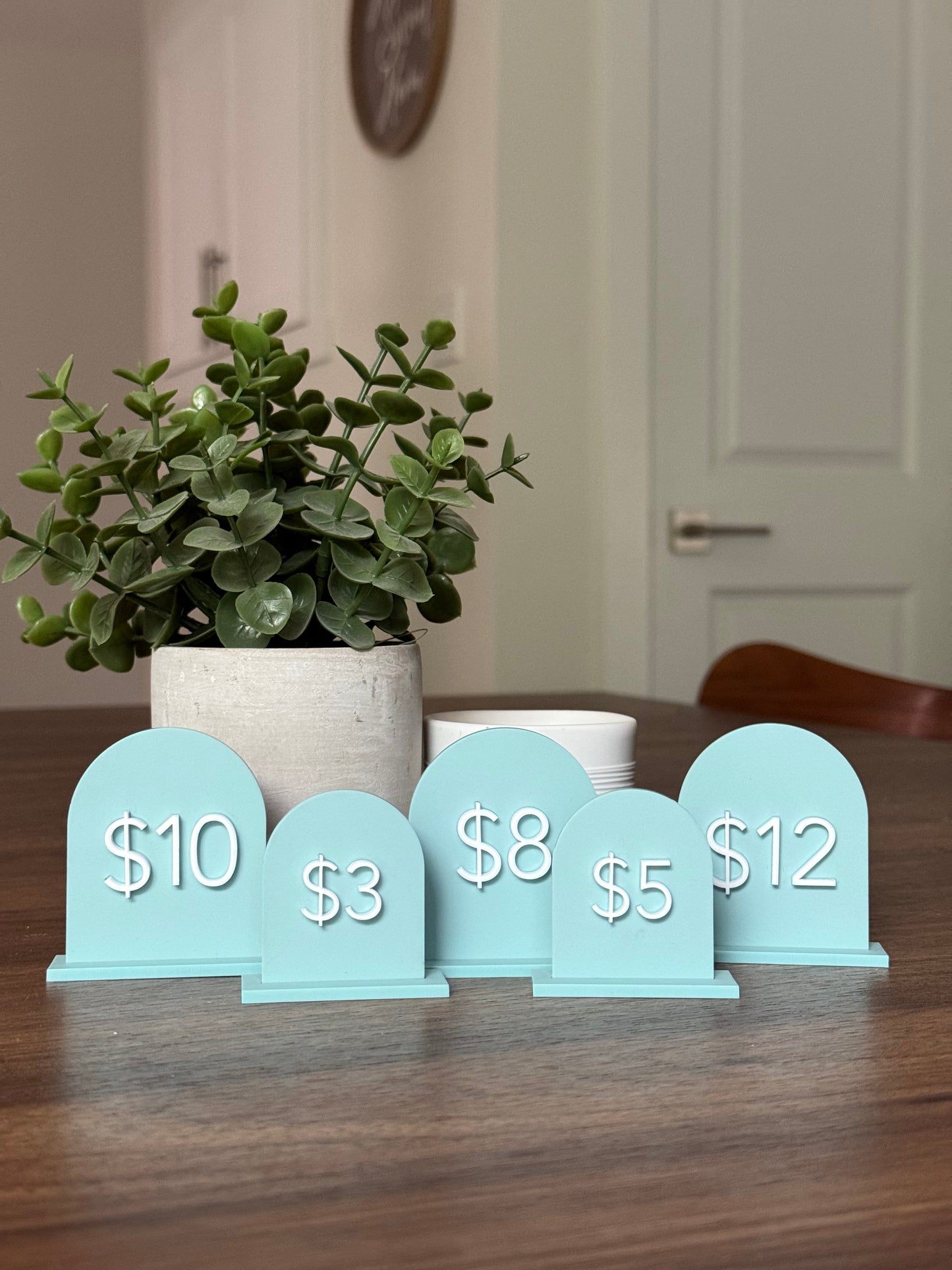 Acrylic Arch Price Signs
