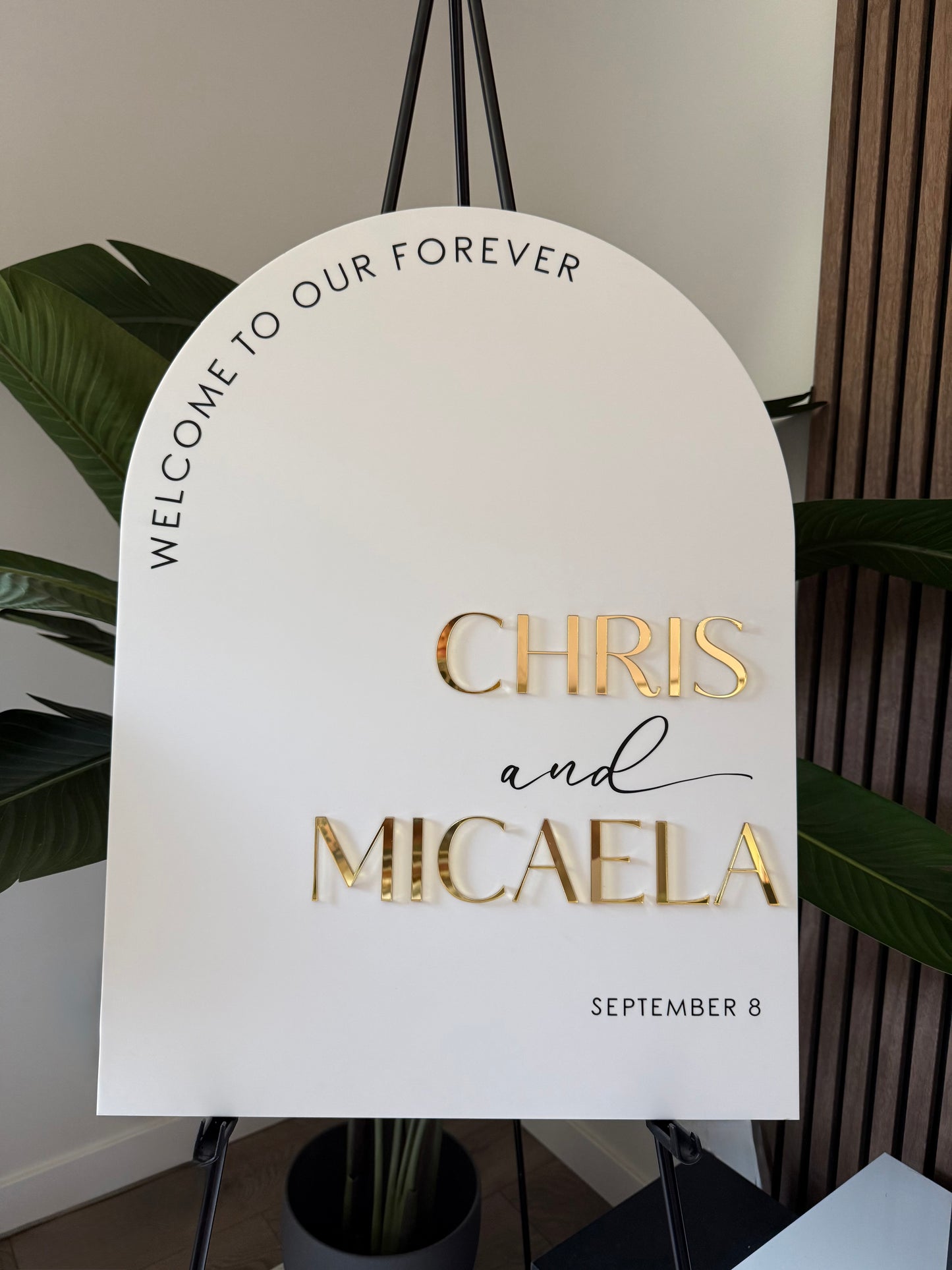 Acrylic Welcome Wedding Sign