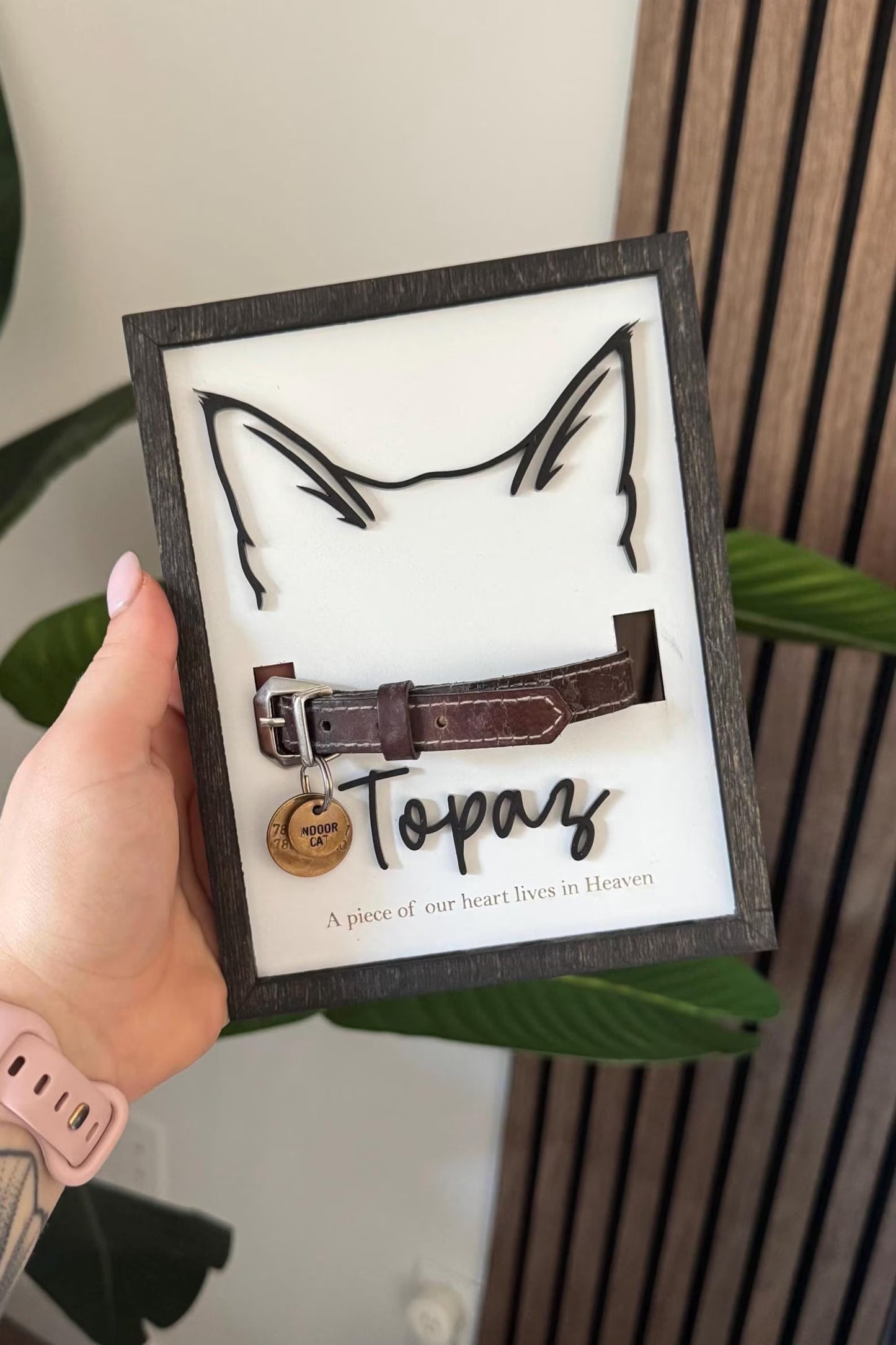 Pet Collar Memorial Sign